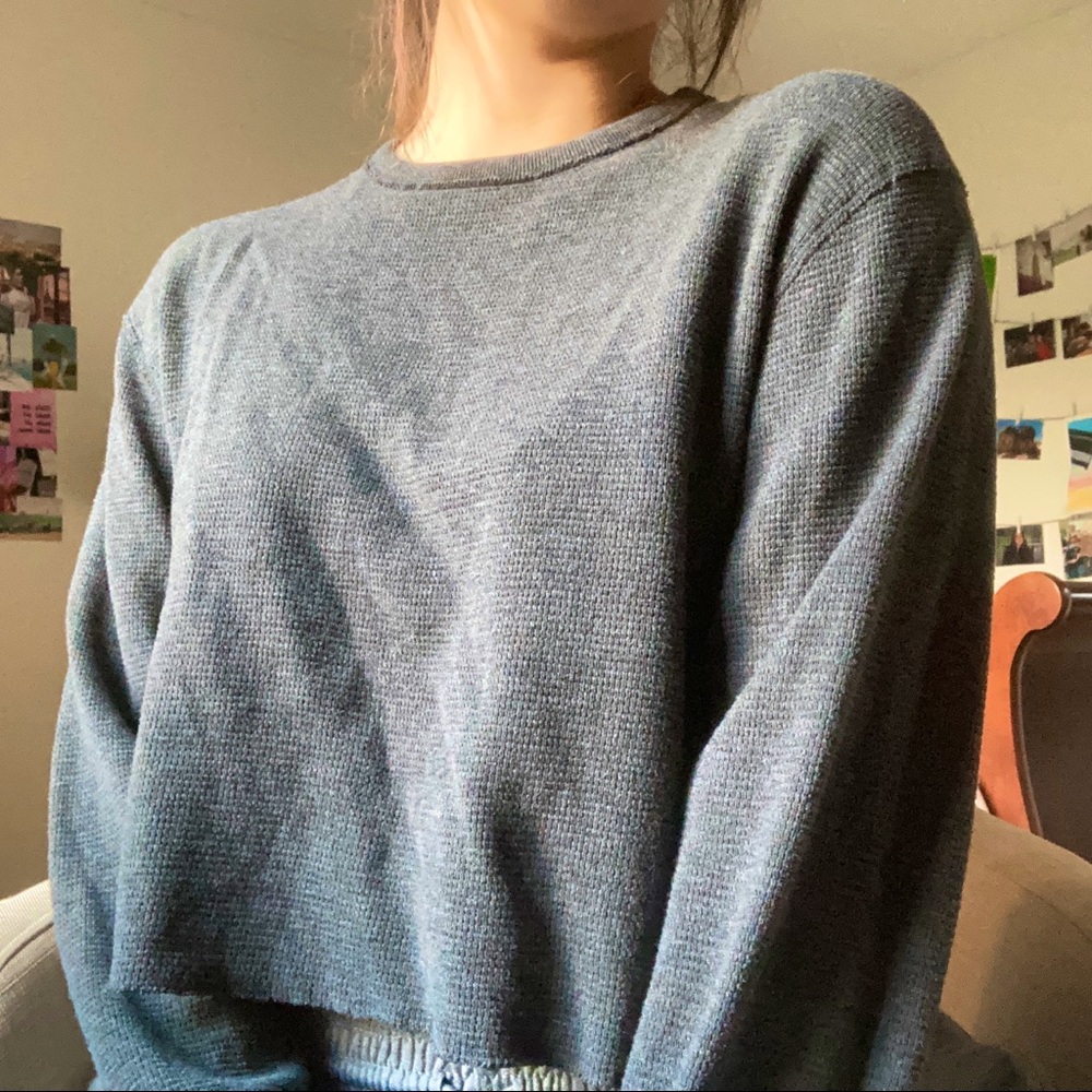 Dark gray cropped waffle knit top